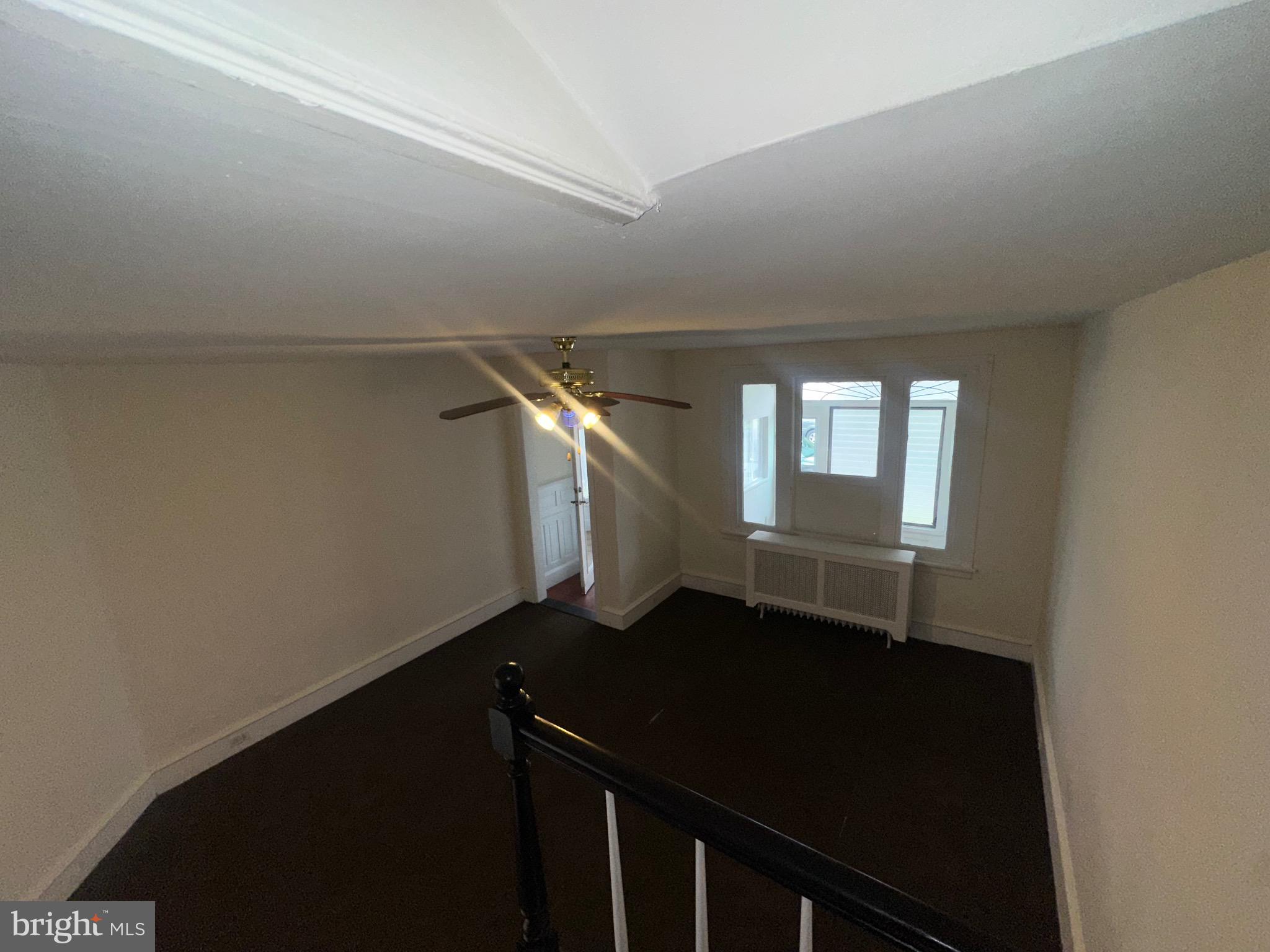 5426 North Front Street Philadelphia, PA 19120 - Photo 9 of 23 a view of entryway