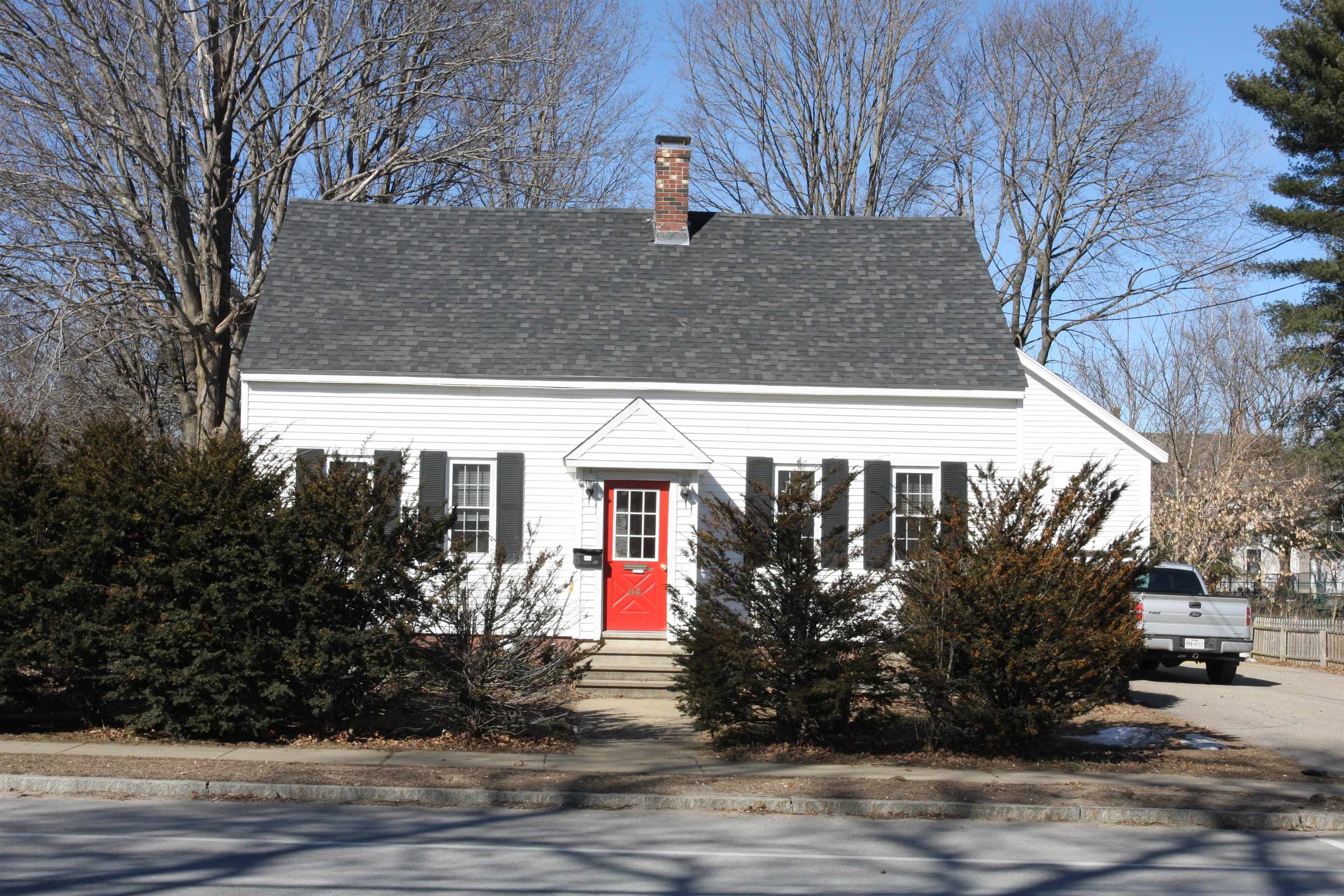 94 Portland Avenue, Unit 1 Dover, NH 03820 - Photo 2 of 19