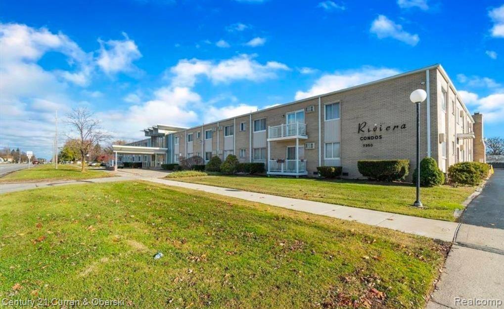 7350 Inkster Road, Unit 117 Dearborn Heights, MI 48127 - Photo 1 of 14