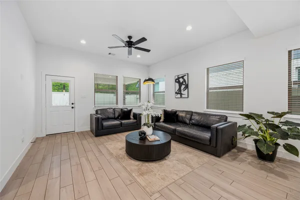 $390,000 | 10636 Wild Chives, Conroe, TX 77385