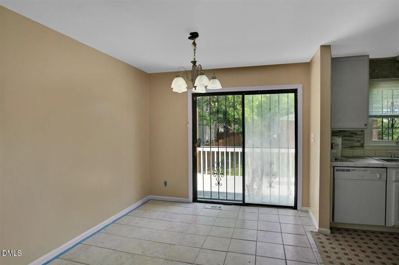 417 Dupree Street Durham, NC 27707 - Photo 7 of 26