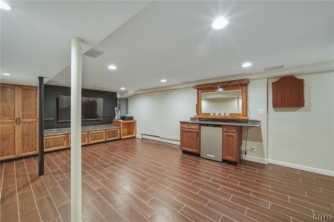 203 Riverdale Road Clay, NY 13090 - Photo 36 of 48 Gallery Image 36