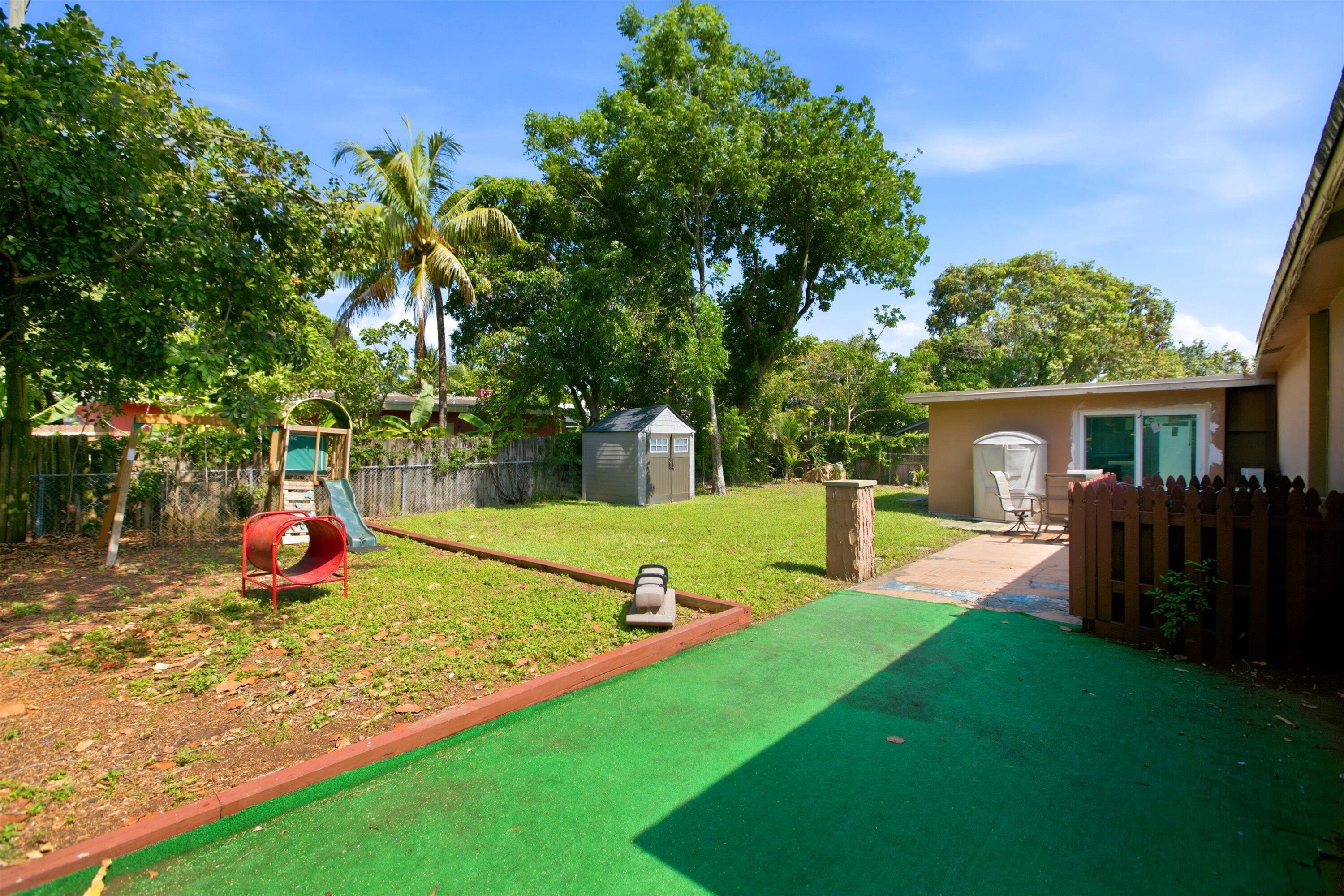 1671 North Cypress Road Pompano Beach, FL 33060 - Photo 28 of 34 25-Property Photo 025