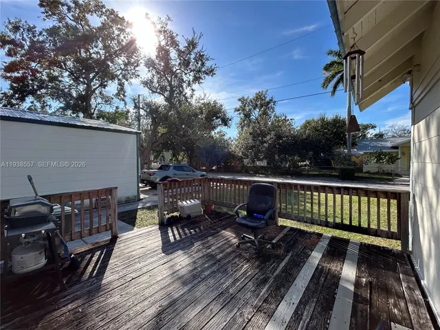 $279,000 | 2817 8th Avenue West, Bradenton, FL 34205