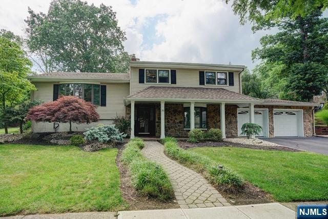 31 Clinton Lane Wayne, NJ 07470 - Photo 4 of 38