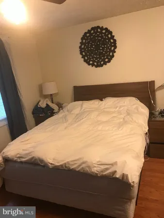 $2,350 | 8320 Brookvale Court, Springfield, VA 22153