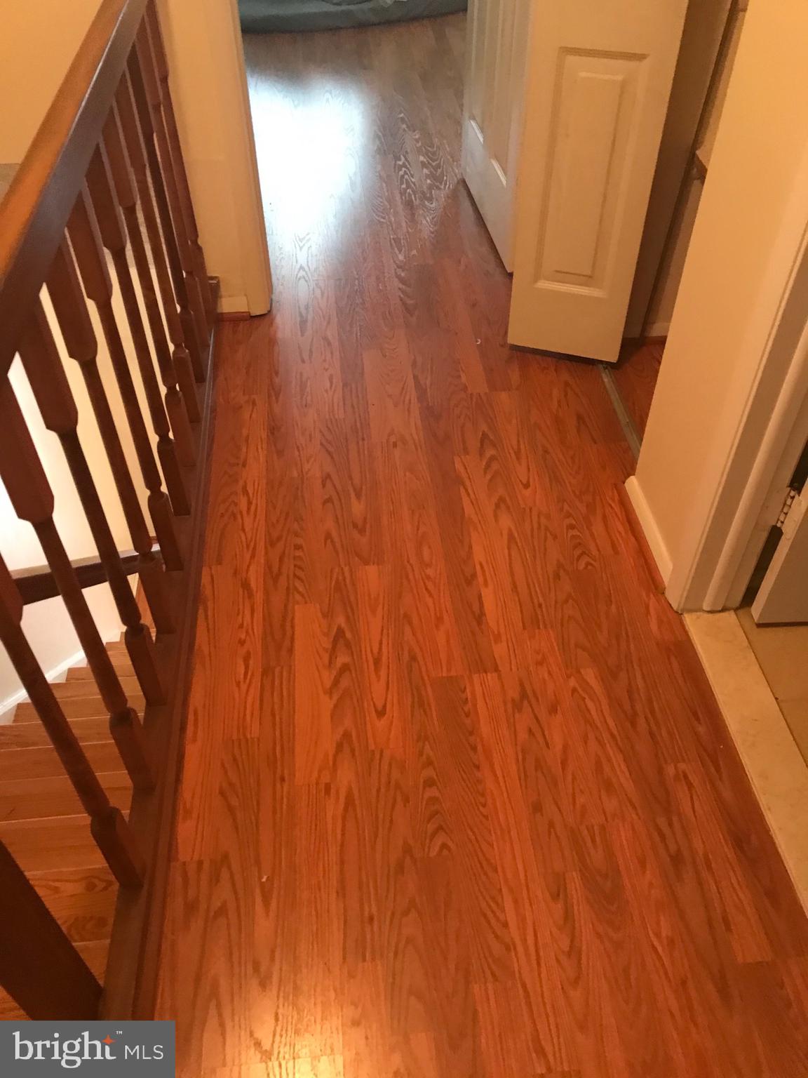 8320 Brookvale Court Springfield, VA 22153 - Photo 31 of 43 Upper lvl foyer