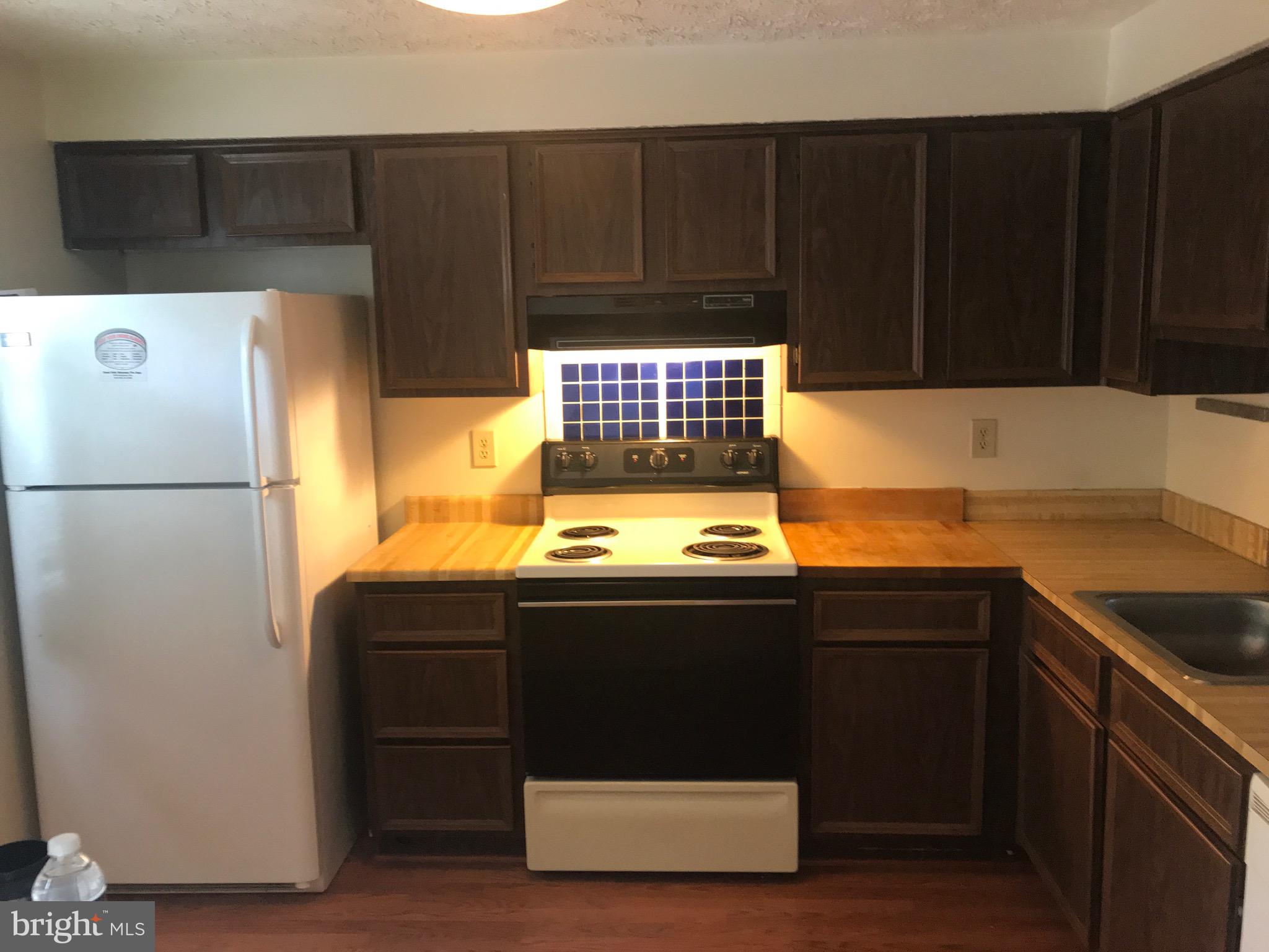 8320 Brookvale Court Springfield, VA 22153 - Photo 42 of 43 Kitchen