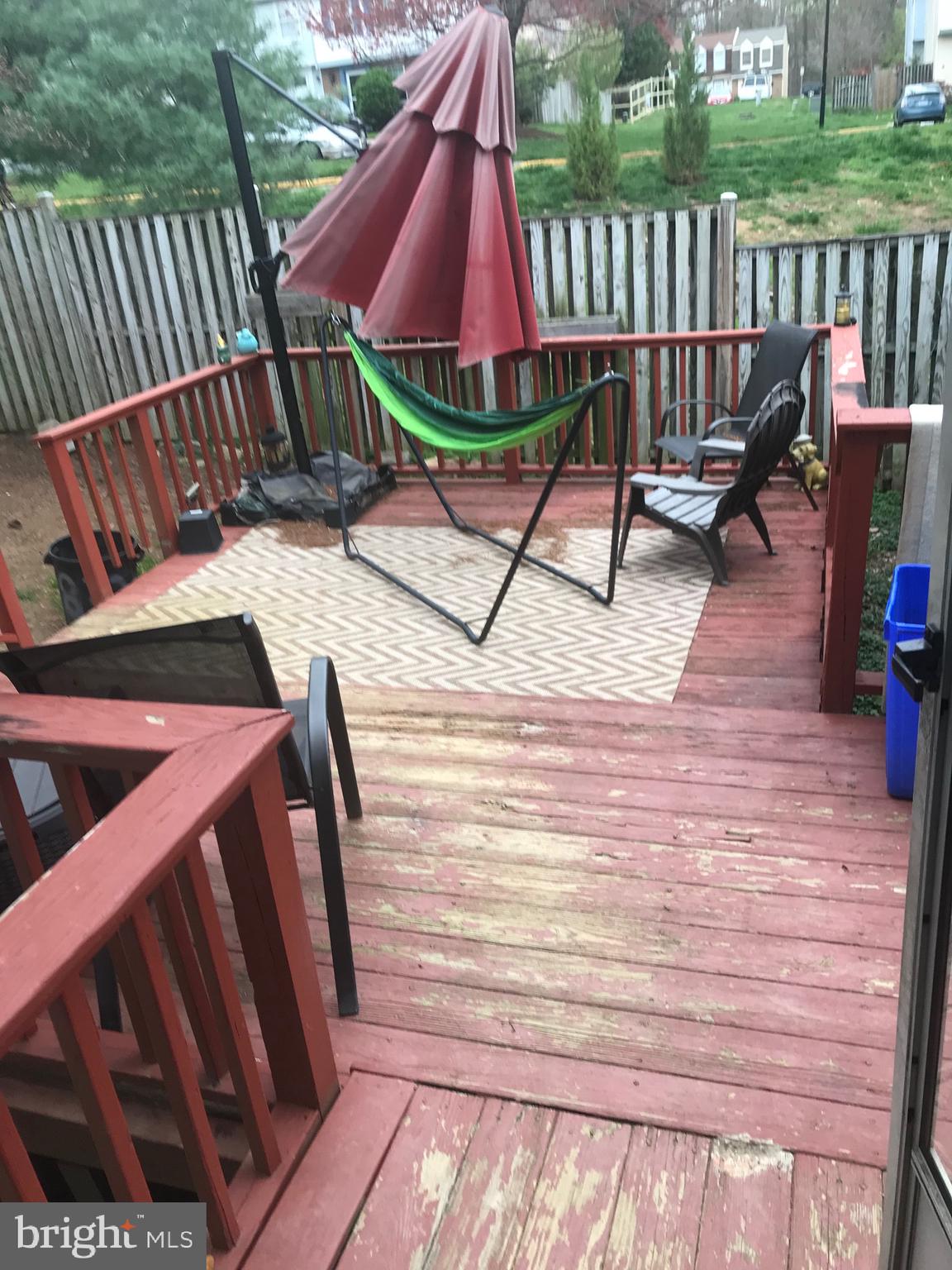 8320 Brookvale Court Springfield, VA 22153 - Photo 7 of 43 2 LVl deck