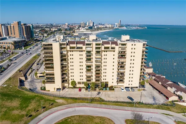 $4,500 | 1400 Ocean Drive, Unit 1104A, Corpus Christi, TX 78404