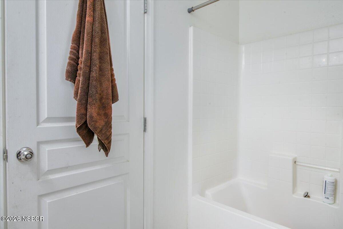 2212 Meridian Way Lompoc, CA 93436 - Photo 14 of 29 14 Hallway bathroom