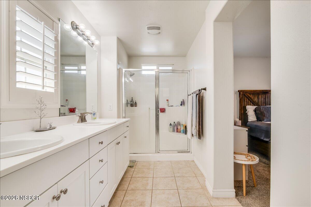 2212 Meridian Way Lompoc, CA 93436 - Photo 21 of 29 21 master bathroom