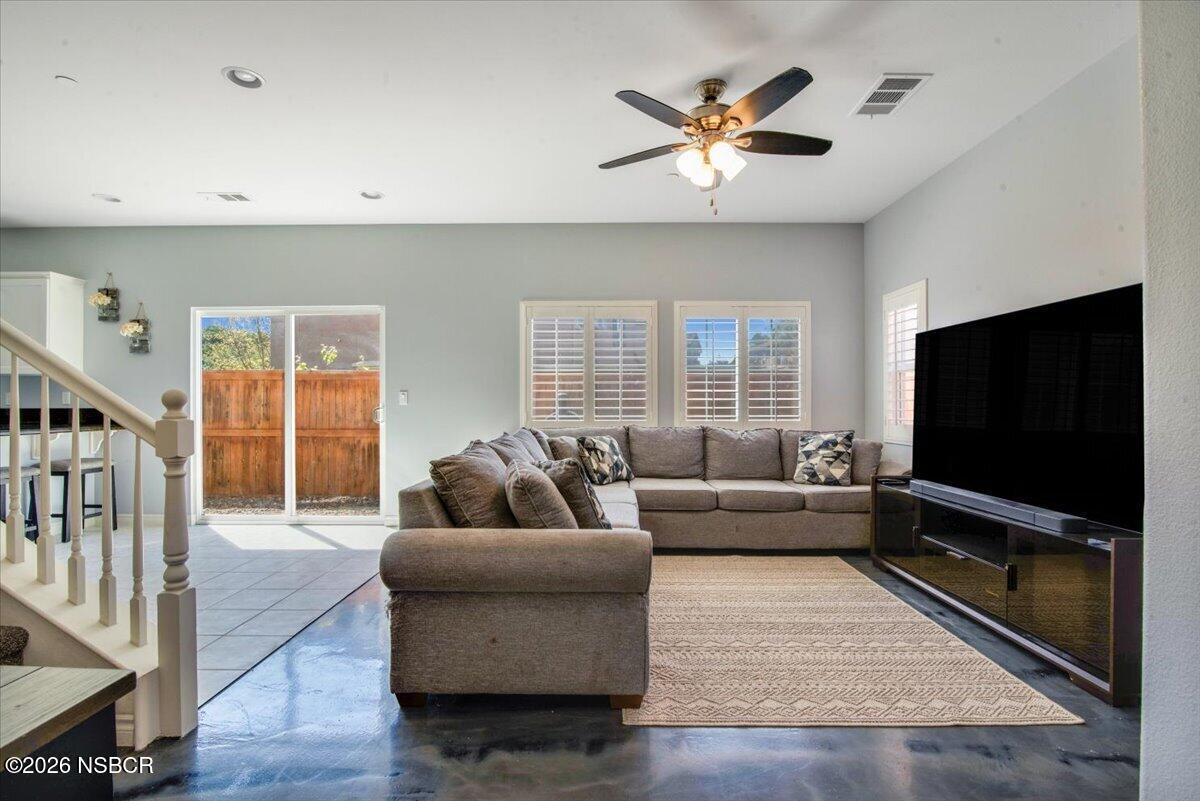 2212 Meridian Way Lompoc, CA 93436 - Photo 7 of 29 7 front entrance