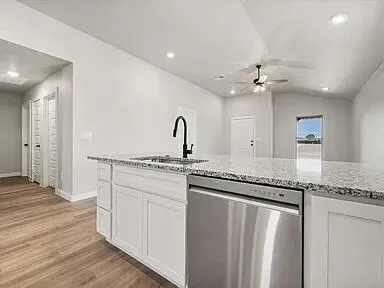 $2,095 | 2304 Abbeville Avenue, Wolfforth, TX 79382