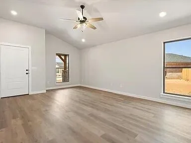 $2,095 | 2304 Abbeville Avenue, Wolfforth, TX 79382