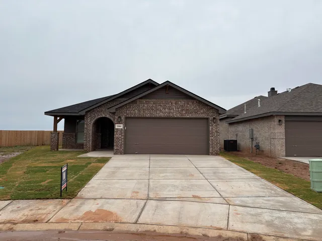 $2,095 | 2304 Abbeville Avenue, Wolfforth, TX 79382