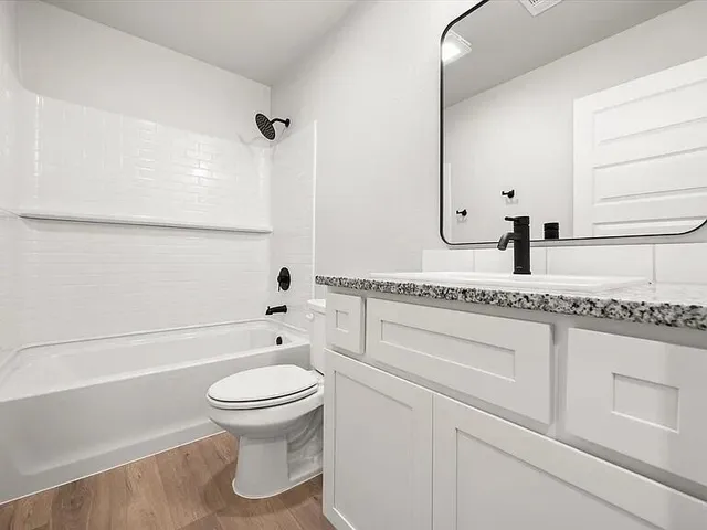 $2,095 | 2304 Abbeville Avenue, Wolfforth, TX 79382