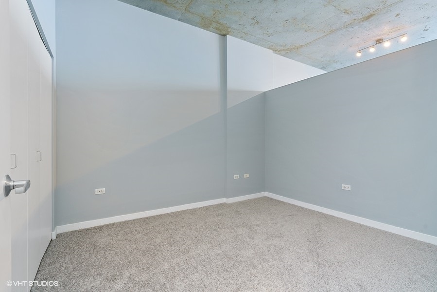 235 West Van Buren Street, Unit 4409 Chicago, IL 60607 - Photo 12 of 26 a view of an empty room