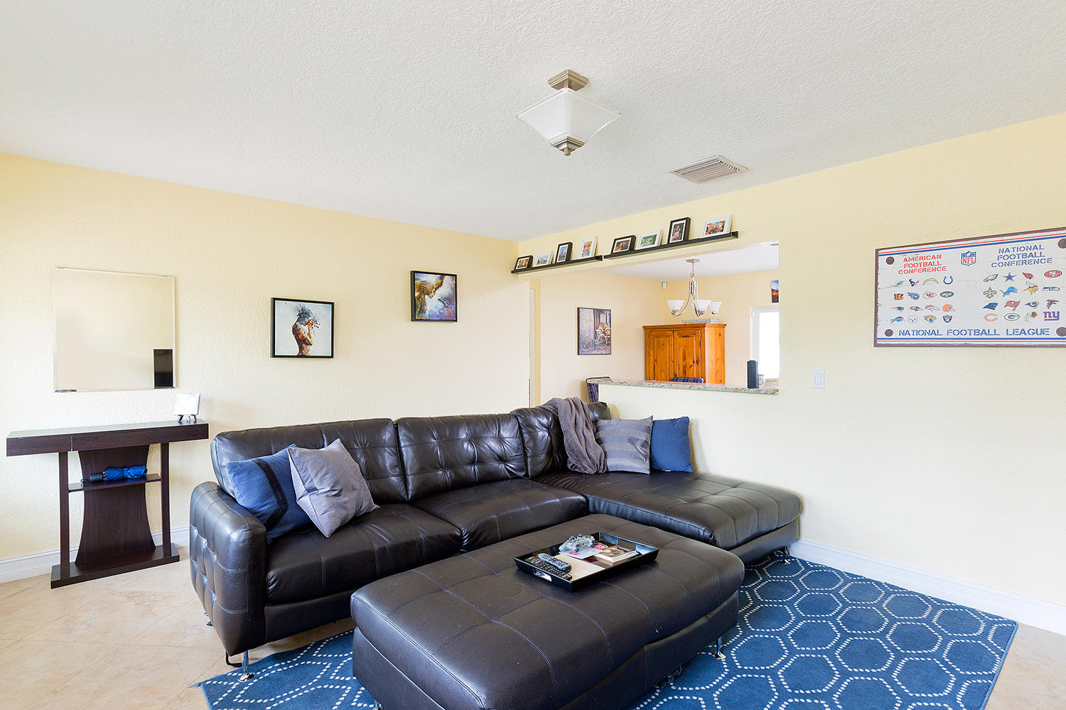 85 Palamino Circle Boca Raton, FL 33487 - Photo 5 of 21 05_Livingroom_Layout1