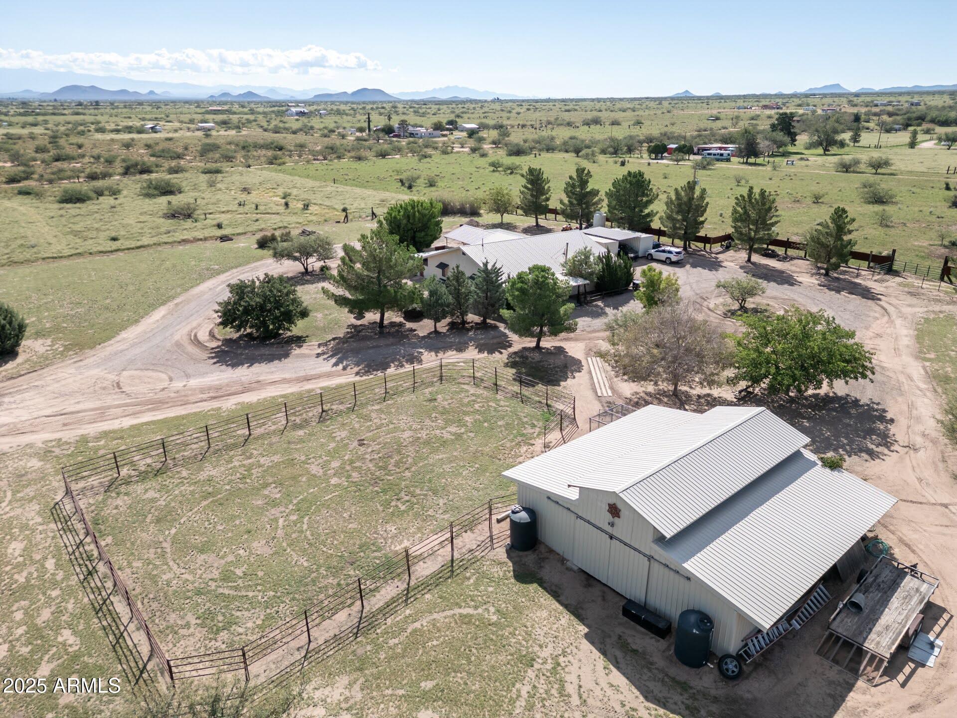 712 West Treasure Road Pearce, AZ 85625 - Photo 3 of 38 mattei-home-0788-1