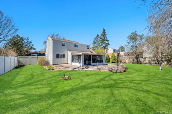 $589,000 | 11 Biscayne Drive, Selden, NY 11784