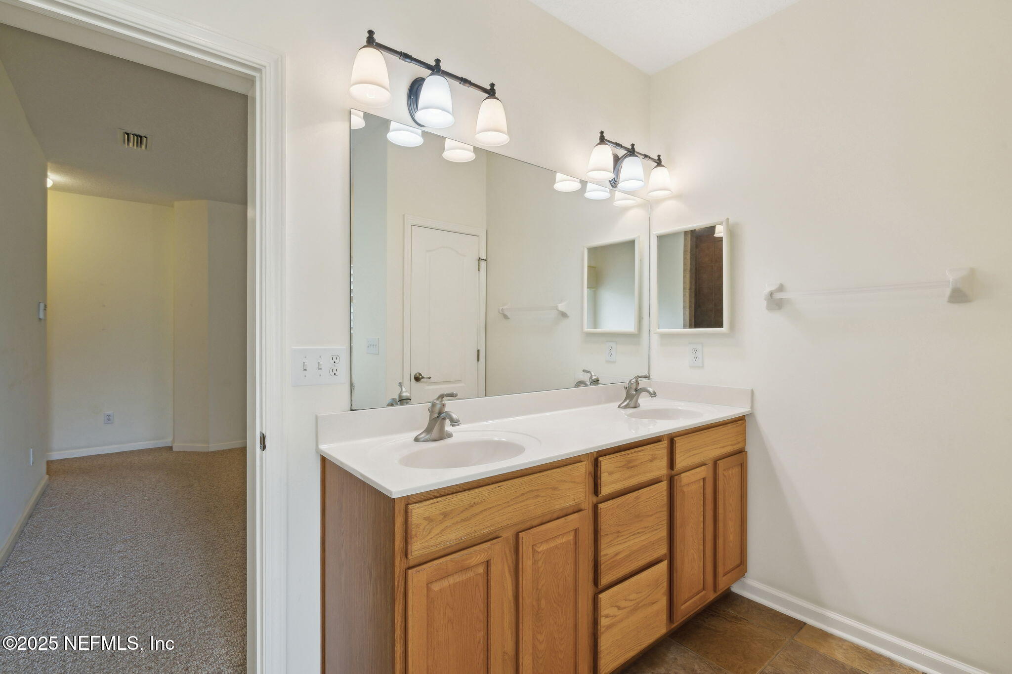 5802 Manning Cemetery Road Jacksonville, FL 32234 - Photo 33 of 117 Double Sinks