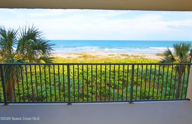 $3,300 | 8500 Ridgewood Avenue, Unit 304, Cape Canaveral, FL 32920