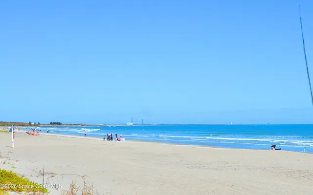 $3,300 | 8500 Ridgewood Avenue, Unit 304, Cape Canaveral, FL 32920