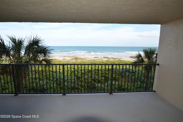 $3,300 | 8500 Ridgewood Avenue, Unit 304, Cape Canaveral, FL 32920