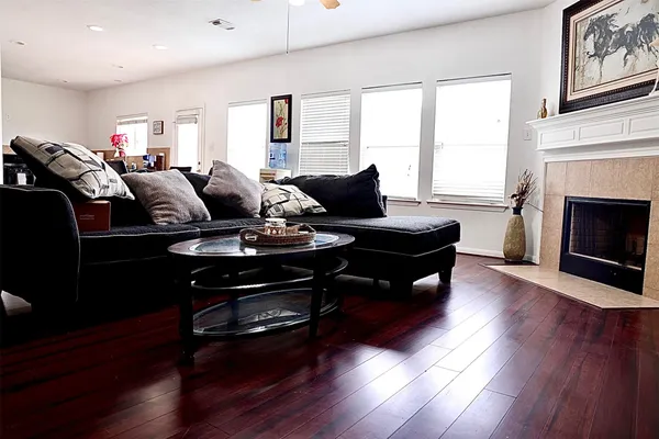 $4,500 | 6426 Star Shadow Lane, Houston, TX 77066