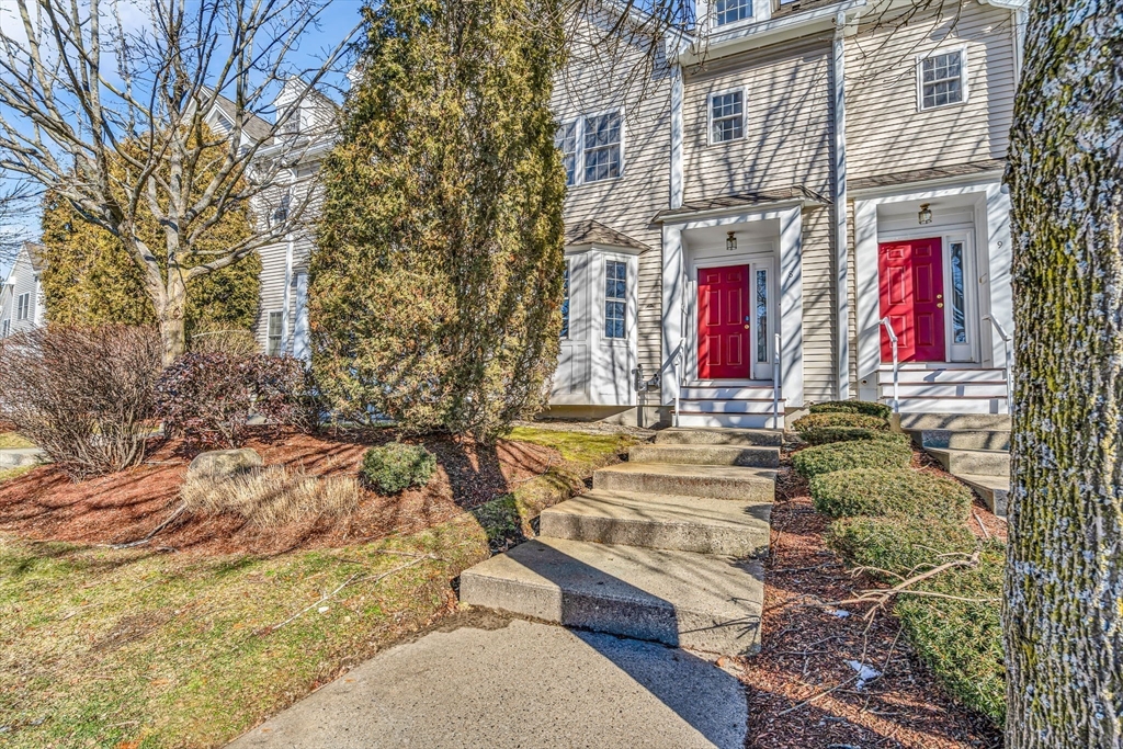 555 Main Street, Unit 8 Woburn, MA 01801 - Photo 2 of 19