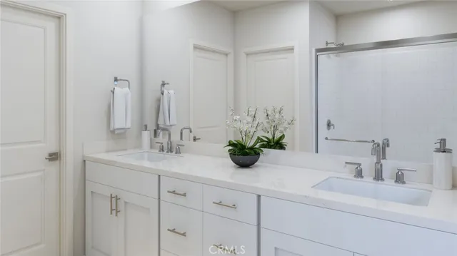 $704,990 | 733 East Rte 66, Glendora, CA 91740