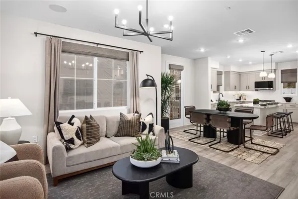 $720,990 | 733 East Rte 66, Glendora, CA 91740