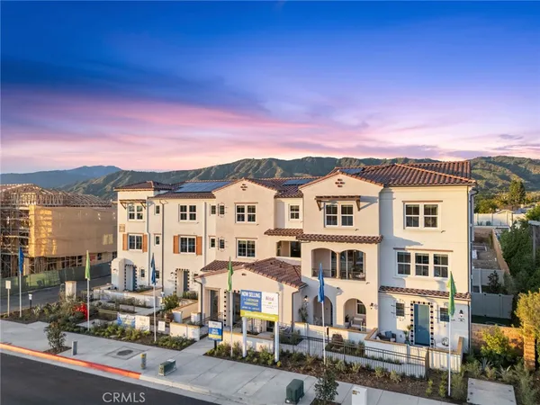 $720,990 | 733 East Rte 66, Glendora, CA 91740