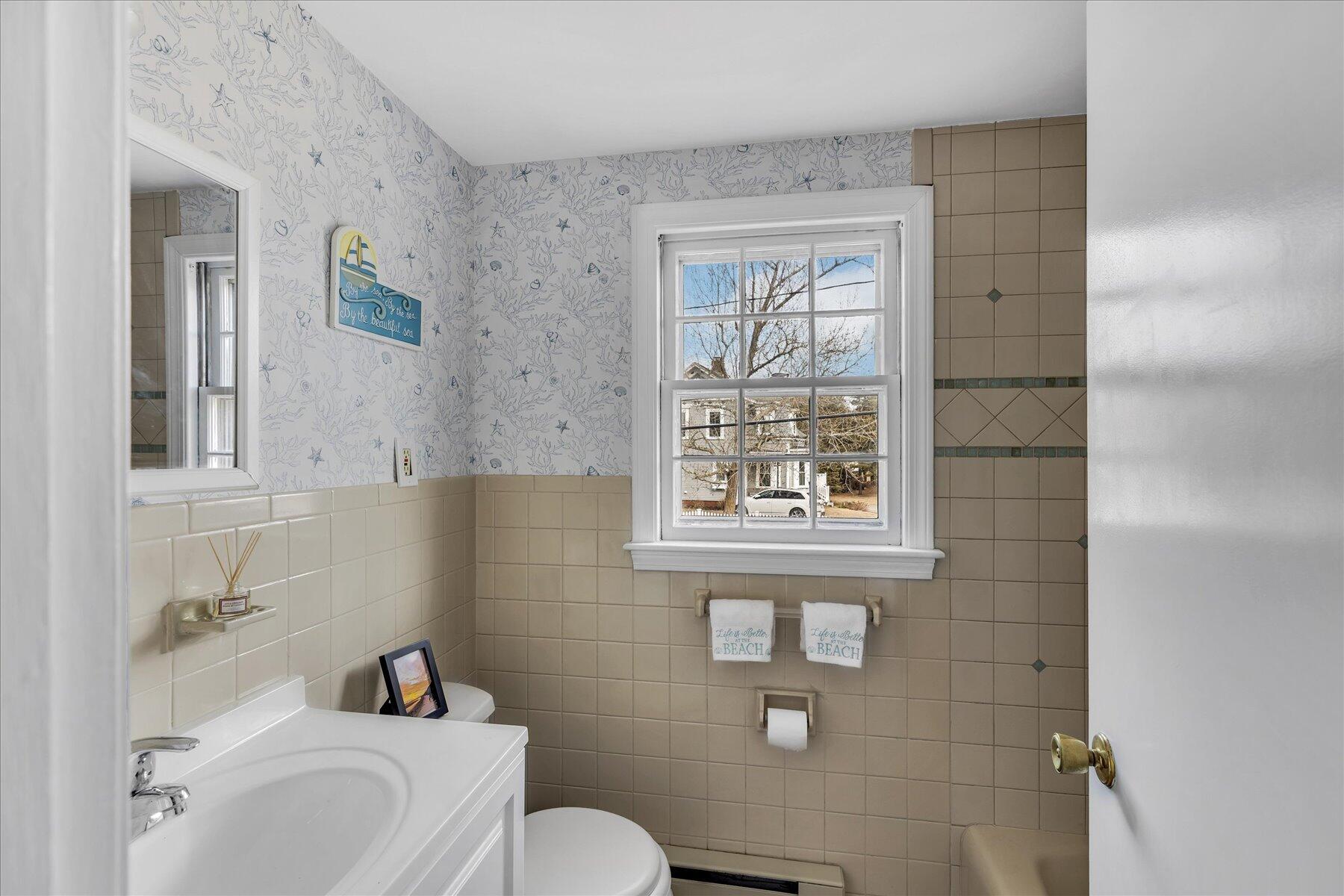 221 Upper County Road, Unit 203 Dennis Port, MA 02639 - Photo 16 of 30 12-Y1A4226