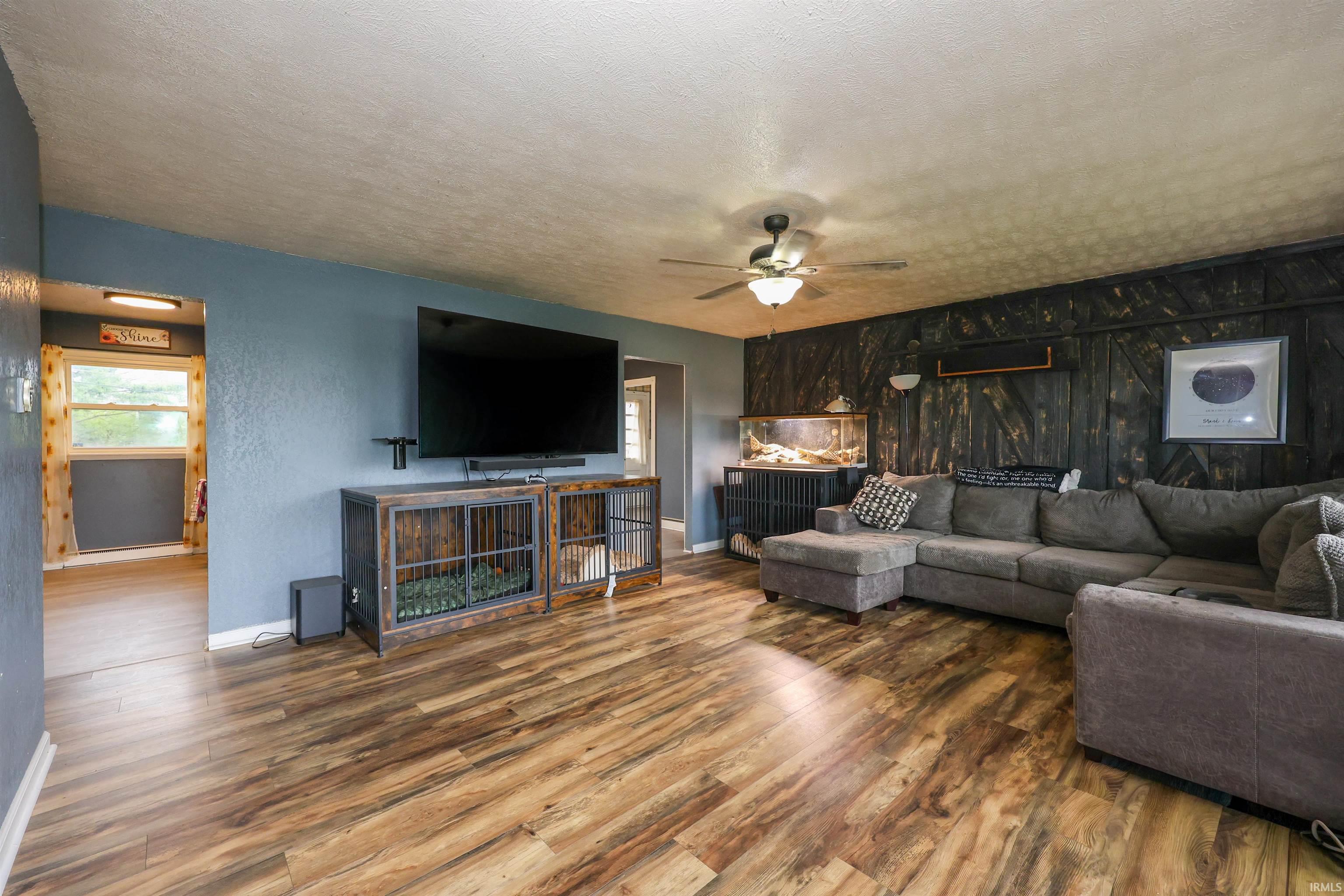 428 Drake Road Kendallville, IN 46755 - Photo 3 of 34