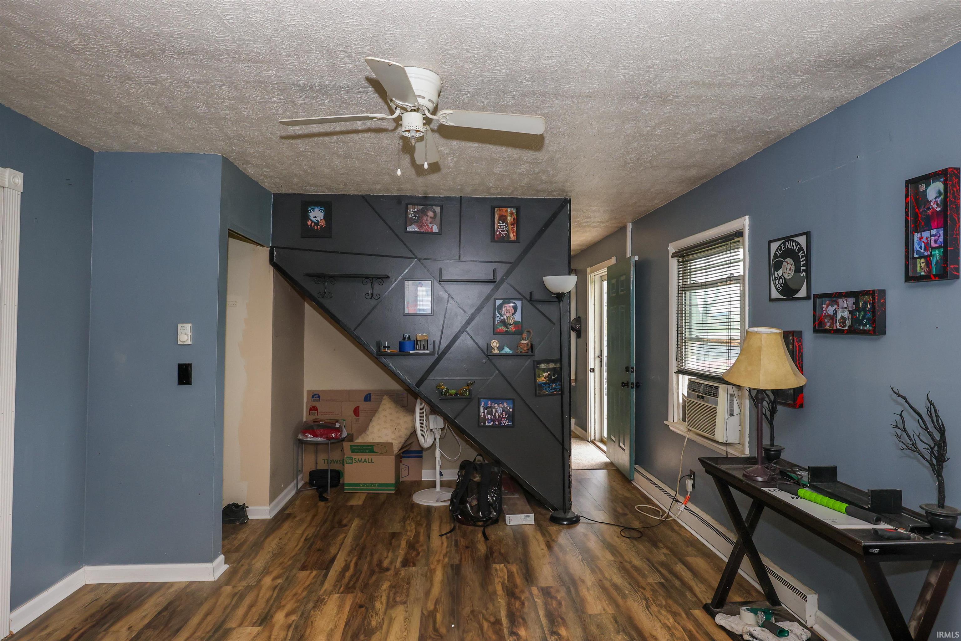 428 Drake Road Kendallville, IN 46755 - Photo 8 of 34