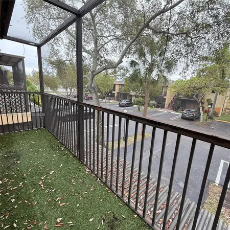 $1,895 | 1125 South Flagler Avenue, Unit 520, Pompano Beach, FL 33060