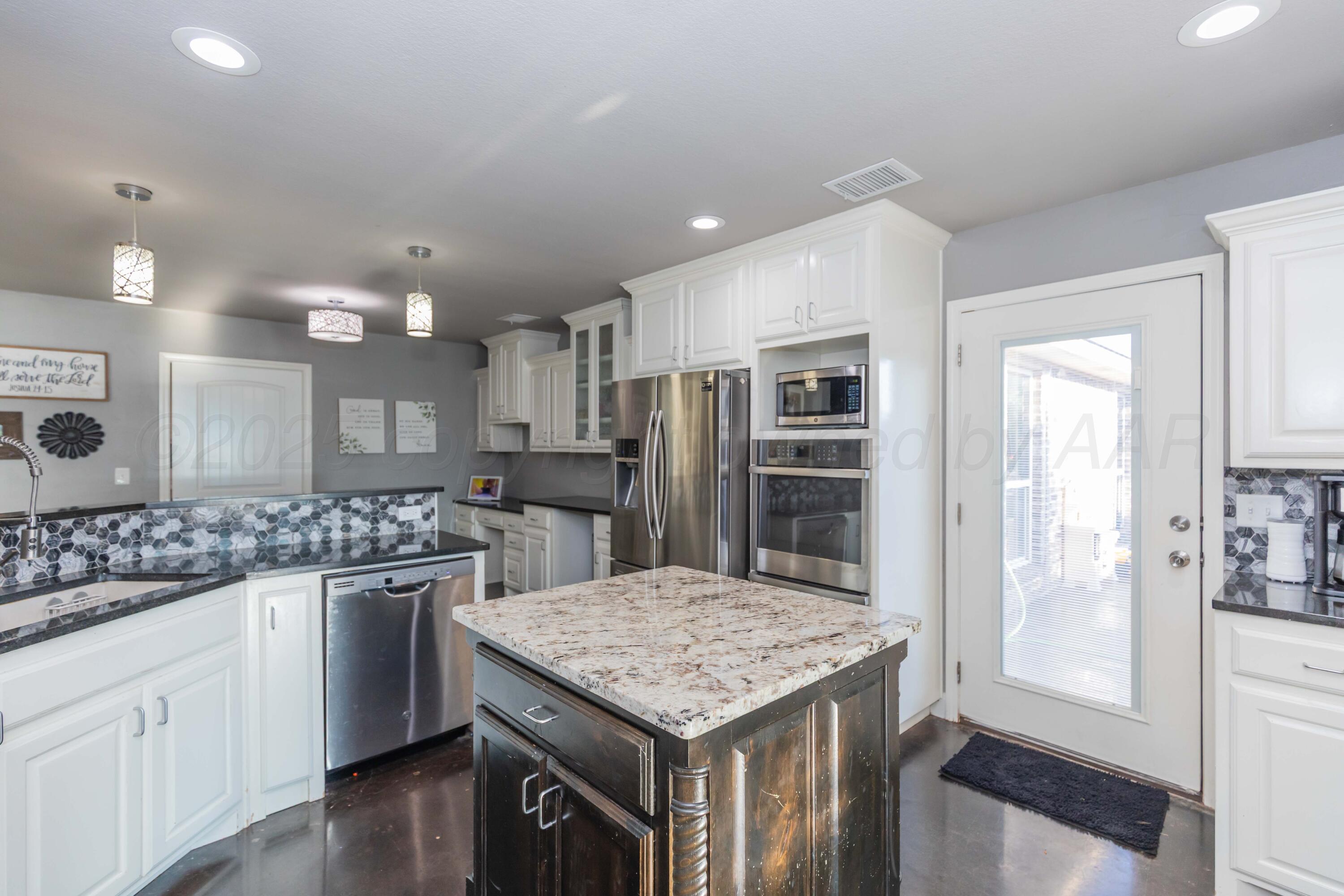 906 Red Deer White Deer, TX 79097 - Photo 18 of 52 KITCHEN VIEW 7