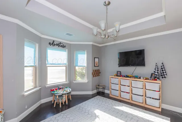 $325,000 | 906 Red Deer, White Deer, TX 79097