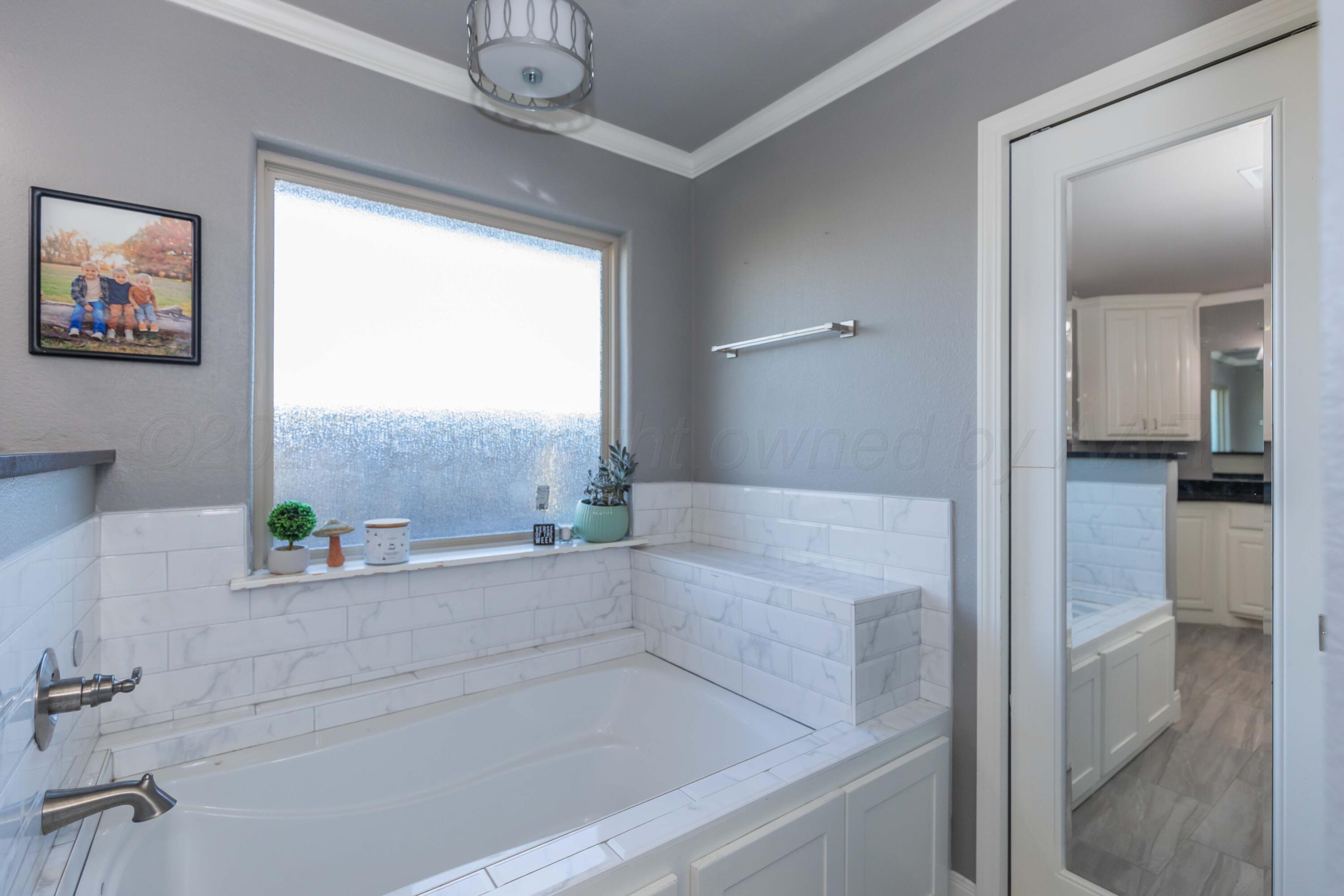 906 Red Deer White Deer, TX 79097 - Photo 32 of 52 PRIMARY BATH VIEW 3