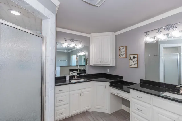 $325,000 | 906 Red Deer, White Deer, TX 79097