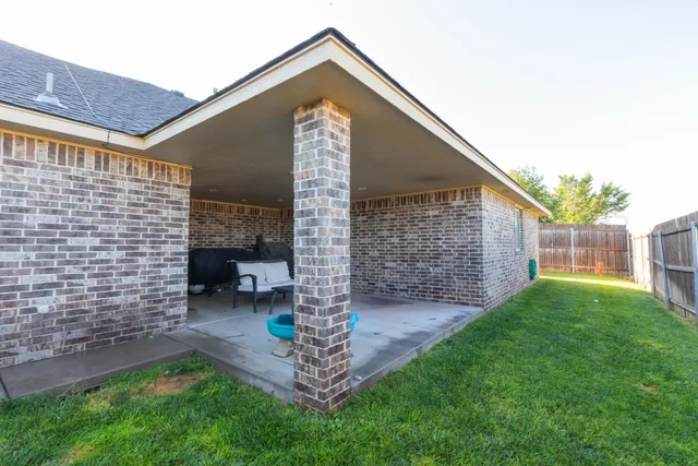 $325,000 | 906 Red Deer, White Deer, TX 79097