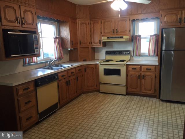635 South Forge Road Palmyra, PA 17078 - Photo 3 of 7 Gallery Image 3