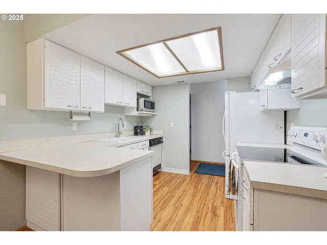 $265,000 | 15000 Southwest Farmington Road, Unit 30, Beaverton, OR 97007