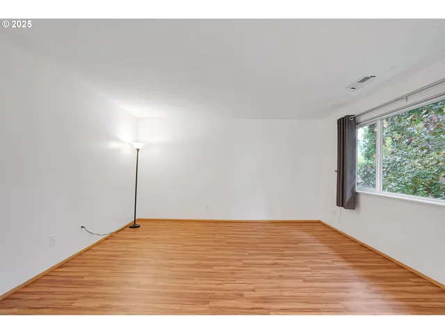 $265,000 | 15000 Southwest Farmington Road, Unit 30, Beaverton, OR 97007