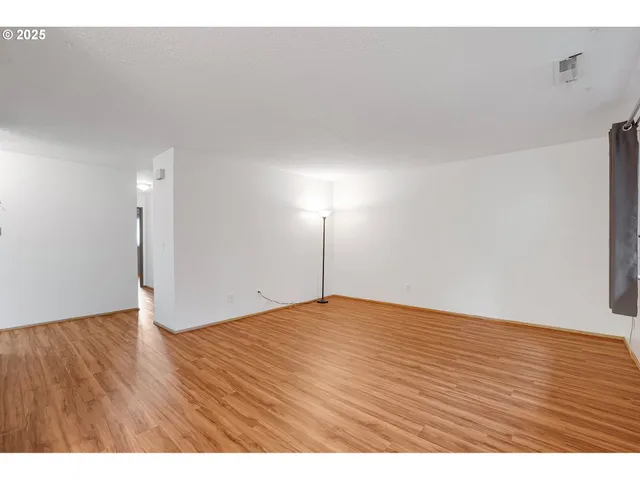 $265,000 | 15000 Southwest Farmington Road, Unit 30, Beaverton, OR 97007