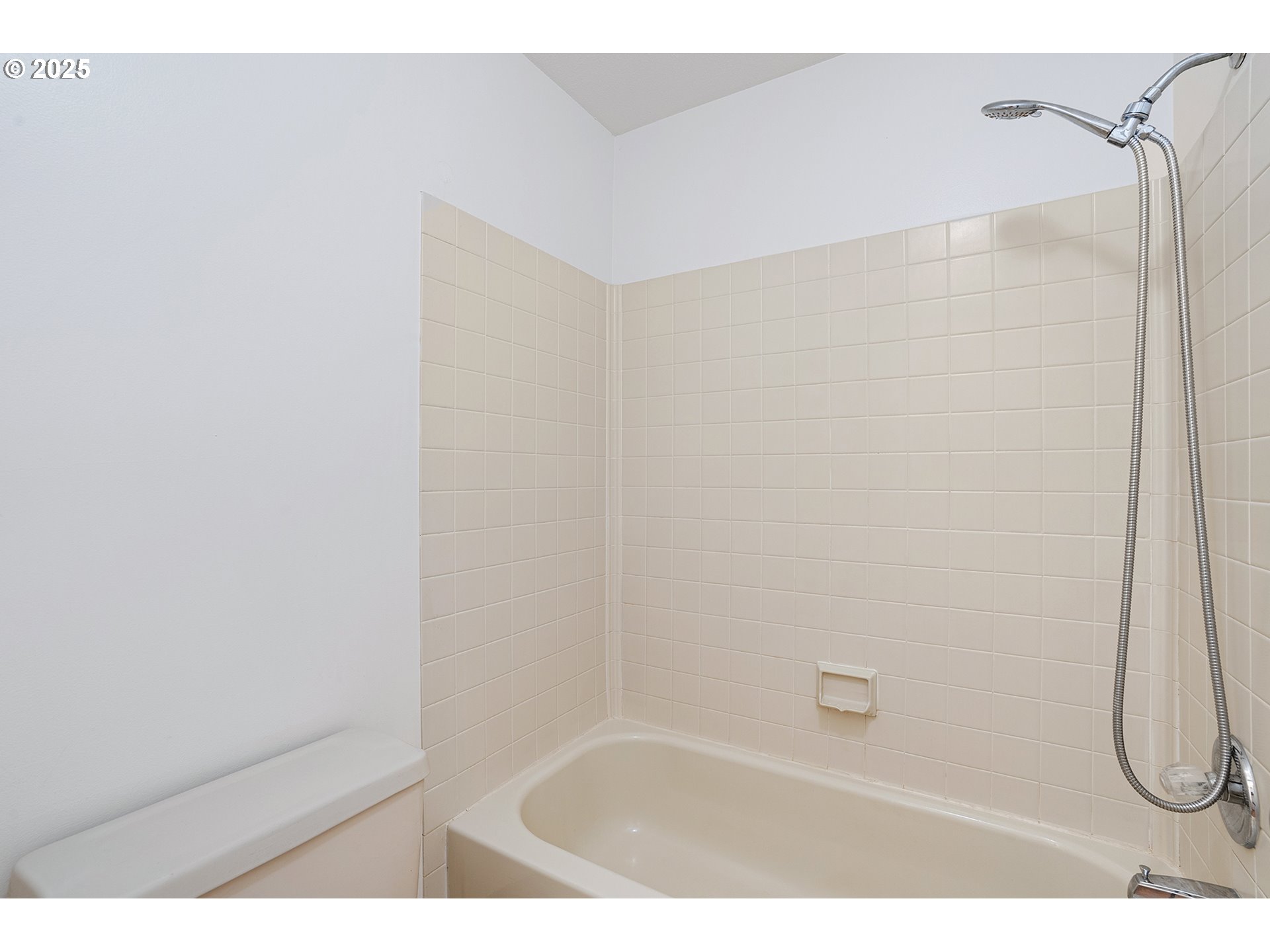 15000 Southwest Farmington Road, Unit 30 Beaverton, OR 97007 - Photo 31 of 37