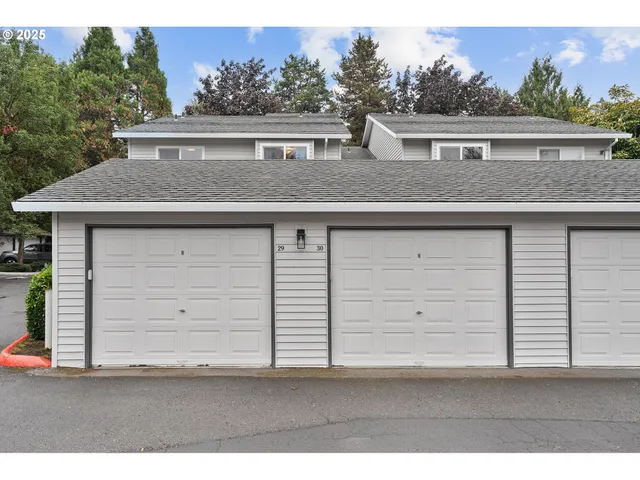 $265,000 | 15000 Southwest Farmington Road, Unit 30, Beaverton, OR 97007