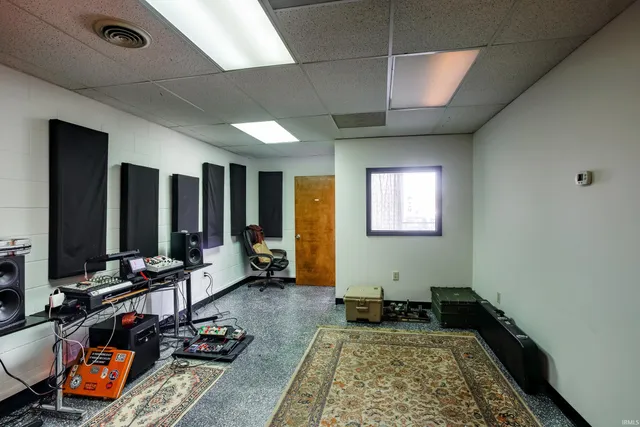 $425,000 | 417 North Weinbach Avenue, Evansville, IN 47711